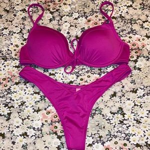 NWOT Women’s Victoria’s Secret fuchsia push up bra thong bikini-NEVER WORN